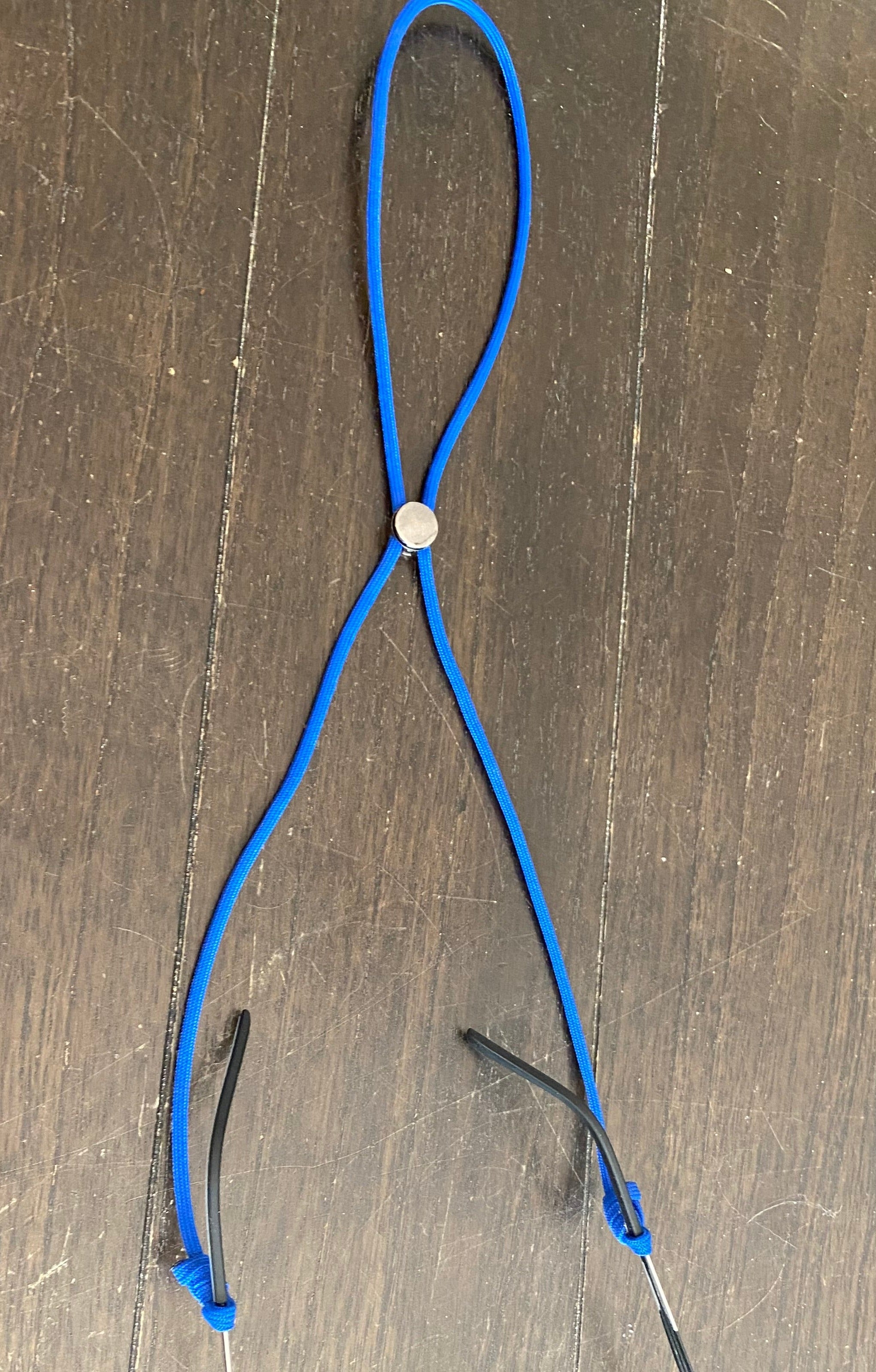 Paracord sales sunglass retainer