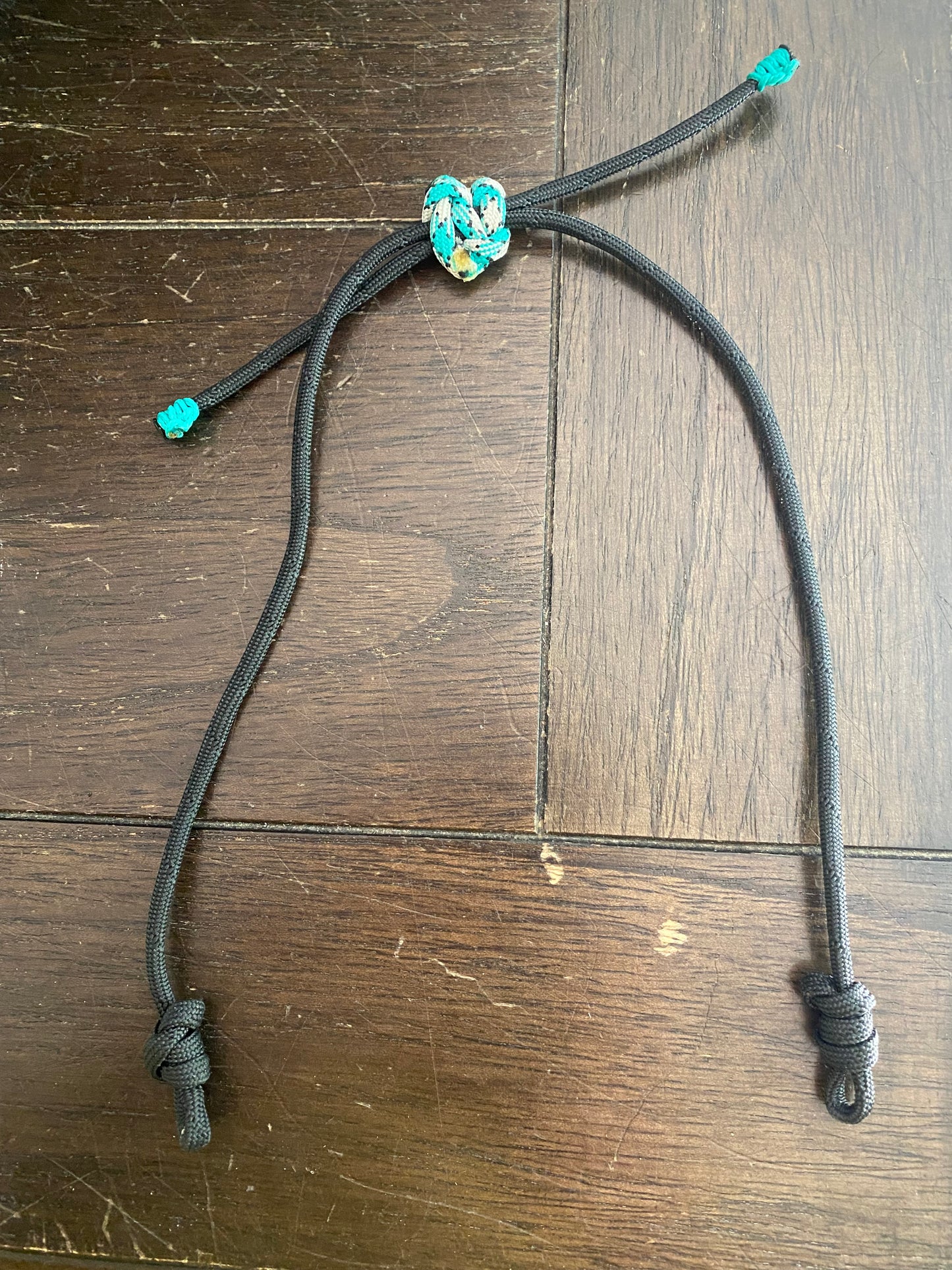 Custom Paracord Eyeglass Retainer