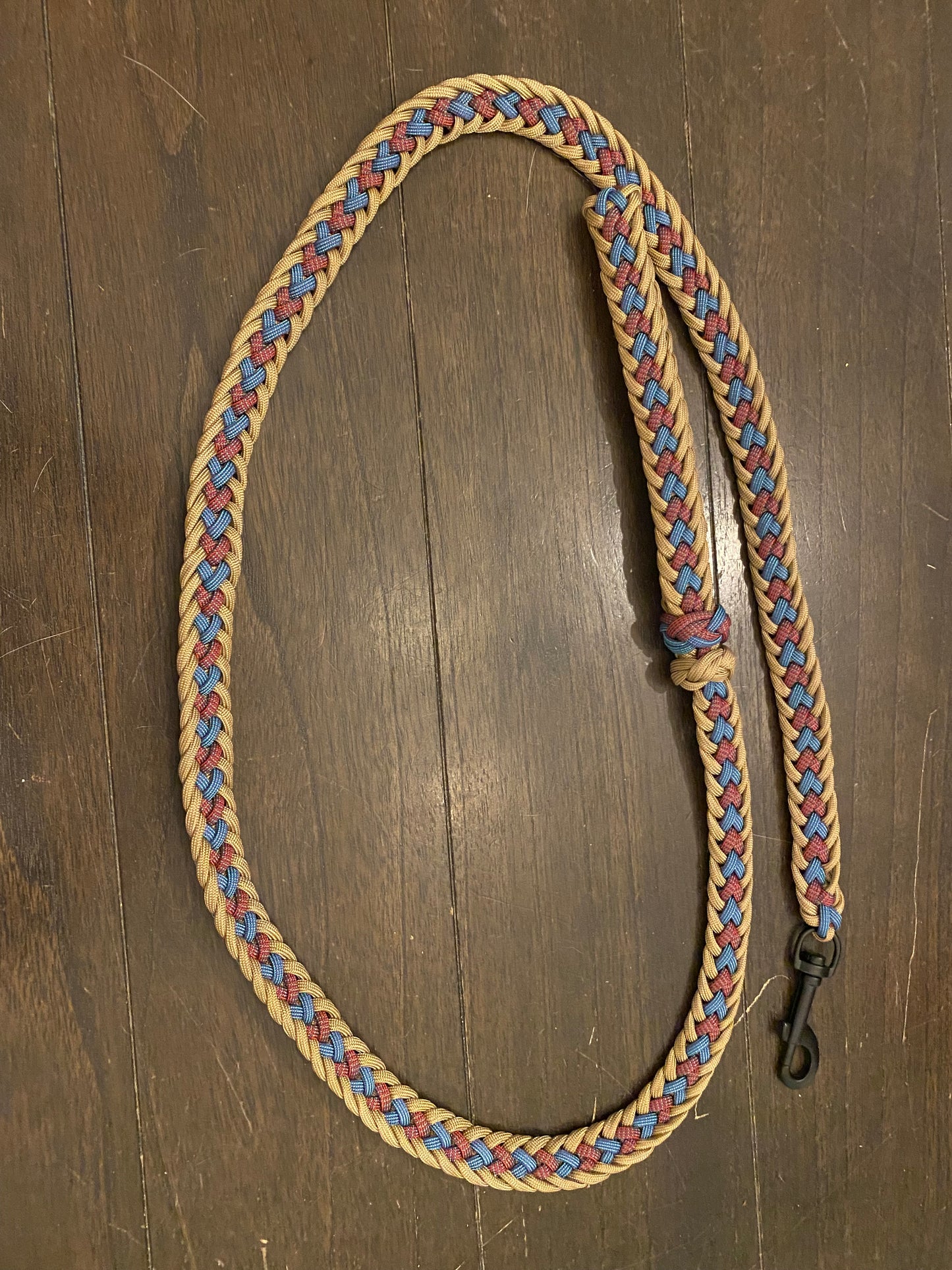 Premade Paracord Kara Yatsu Leash, Blue and Red Color Changing Paracord, Tan, 62 inches long